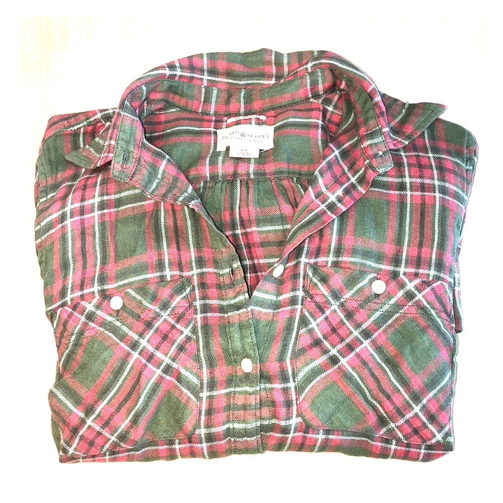 Lightly worn Denim & Supply long sleeve flannel.